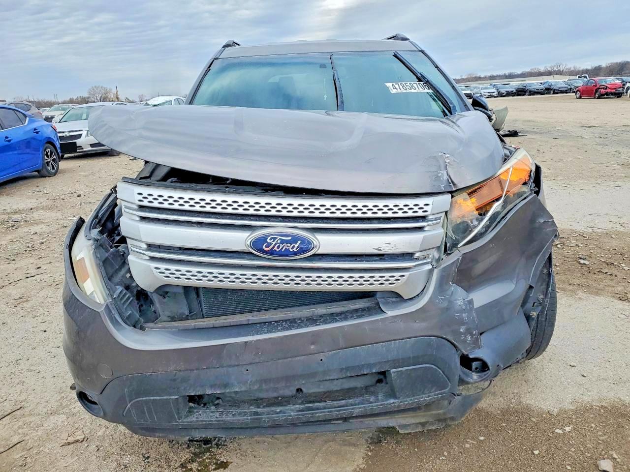 2011 FORD EXPLORER XLT photo 13