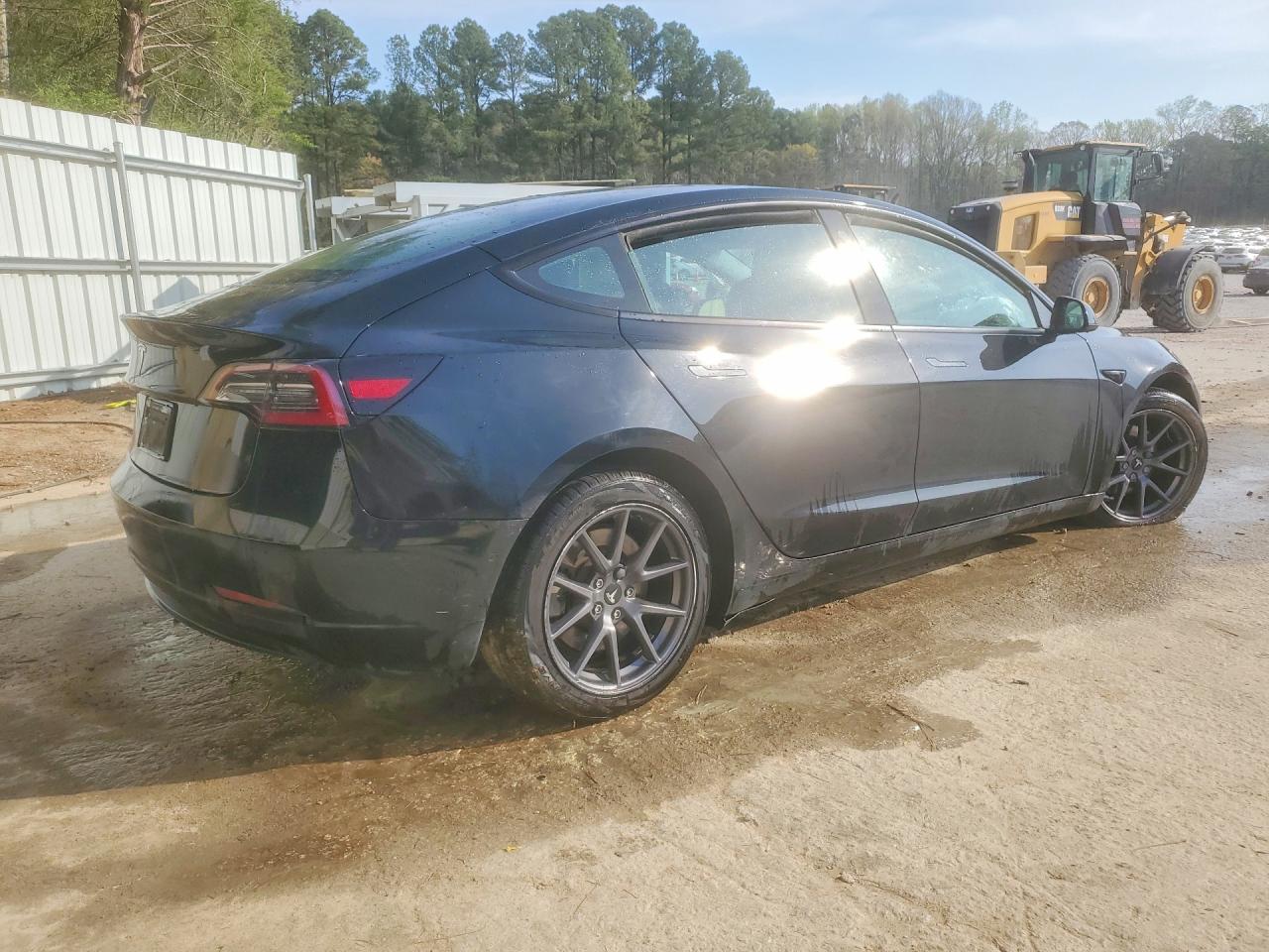 2022 TESLA MODEL 3 photo 3