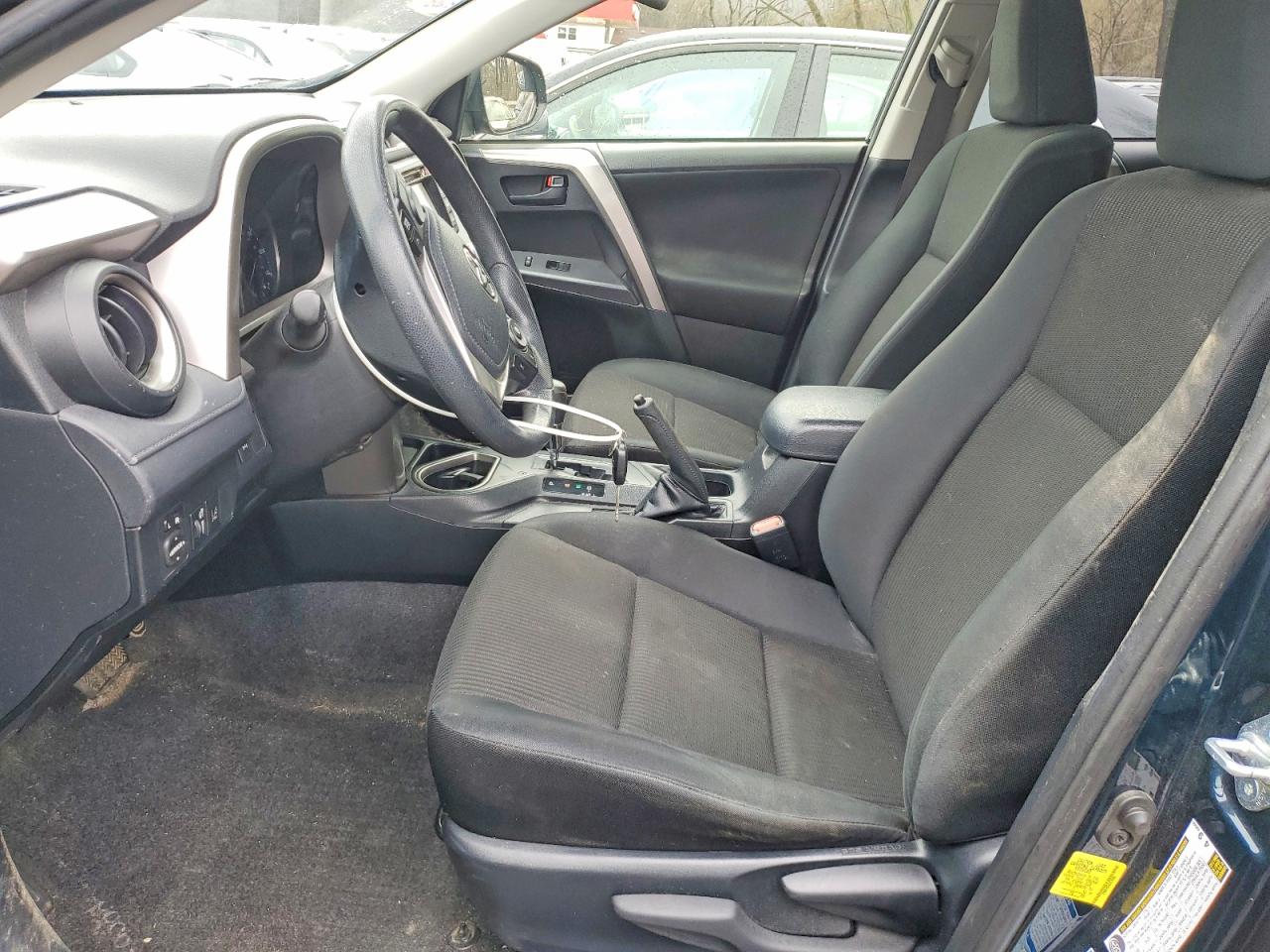 2018 TOYOTA RAV4 LE photo 13