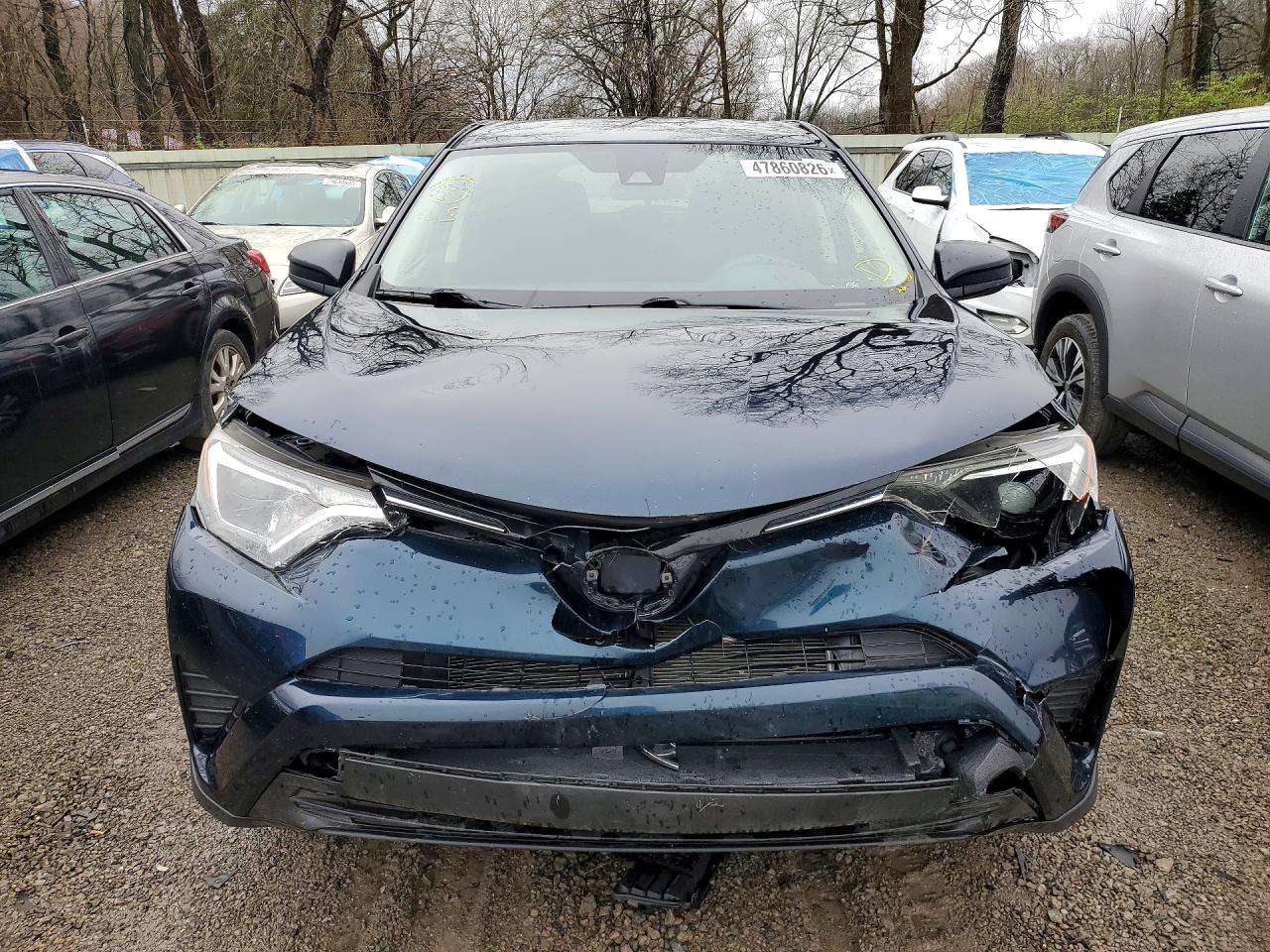 2018 TOYOTA RAV4 LE photo 9