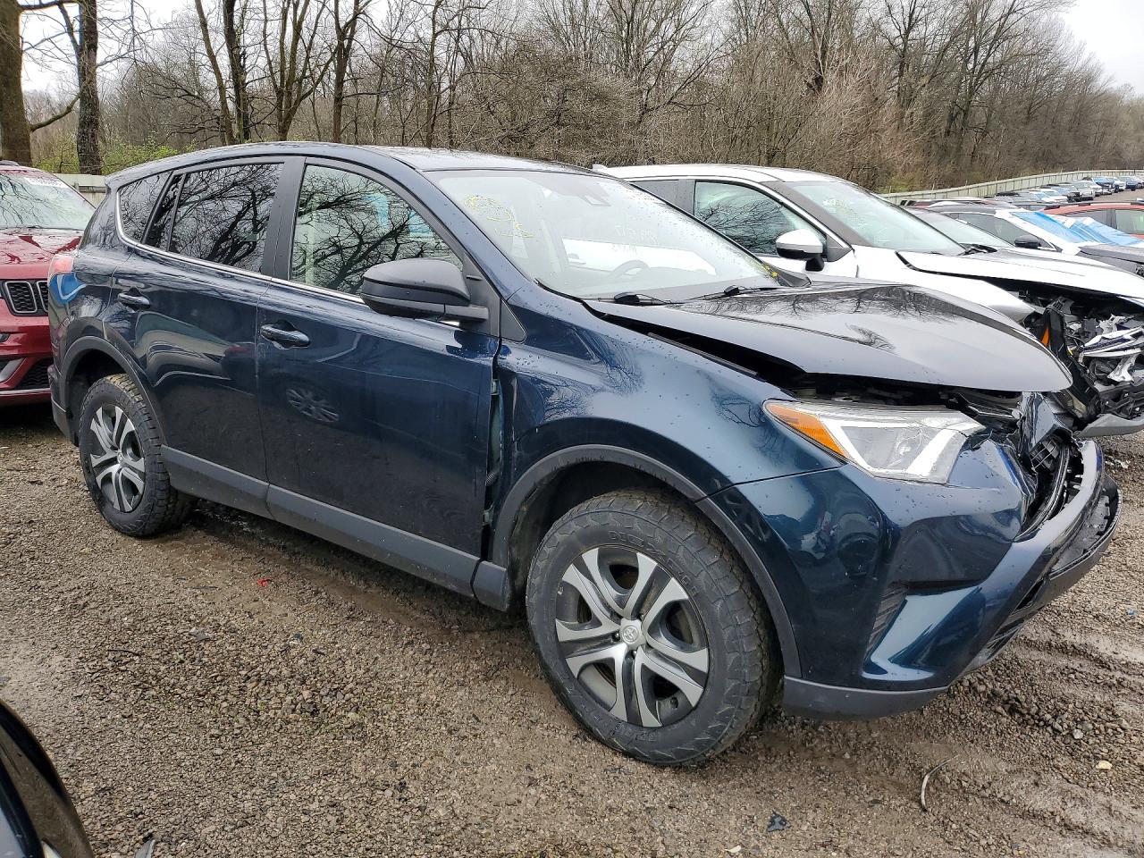 2018 TOYOTA RAV4 LE photo 7