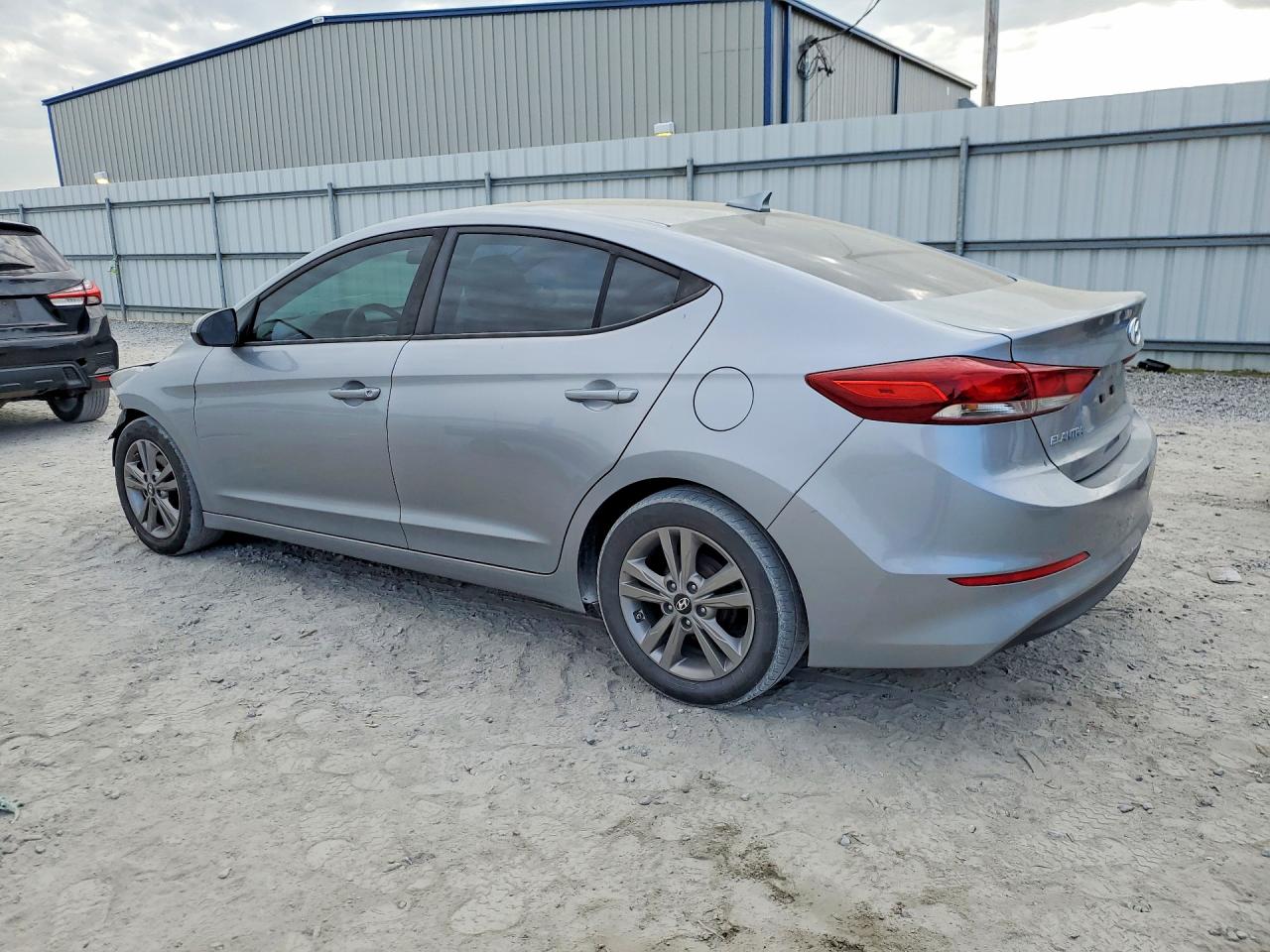 2017 HYUNDAI ELANTRA SE photo 2