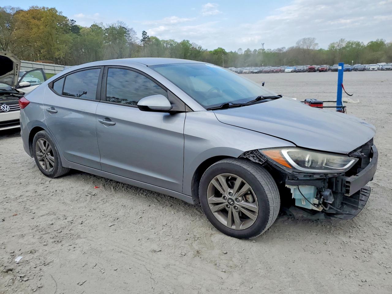 2017 HYUNDAI ELANTRA SE photo 4