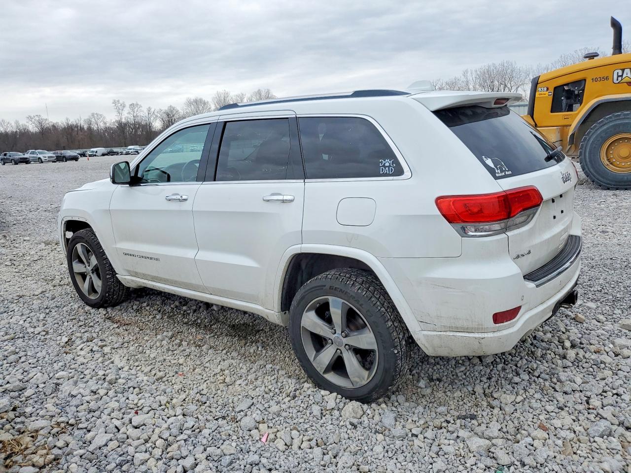 2015 JEEP GRAND CHEROKEE OVERLAND photo 2