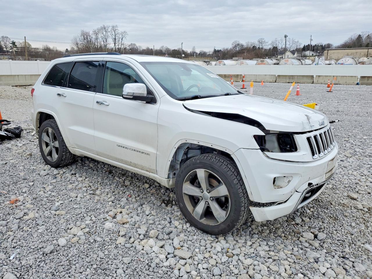 2015 JEEP GRAND CHEROKEE OVERLAND photo 4