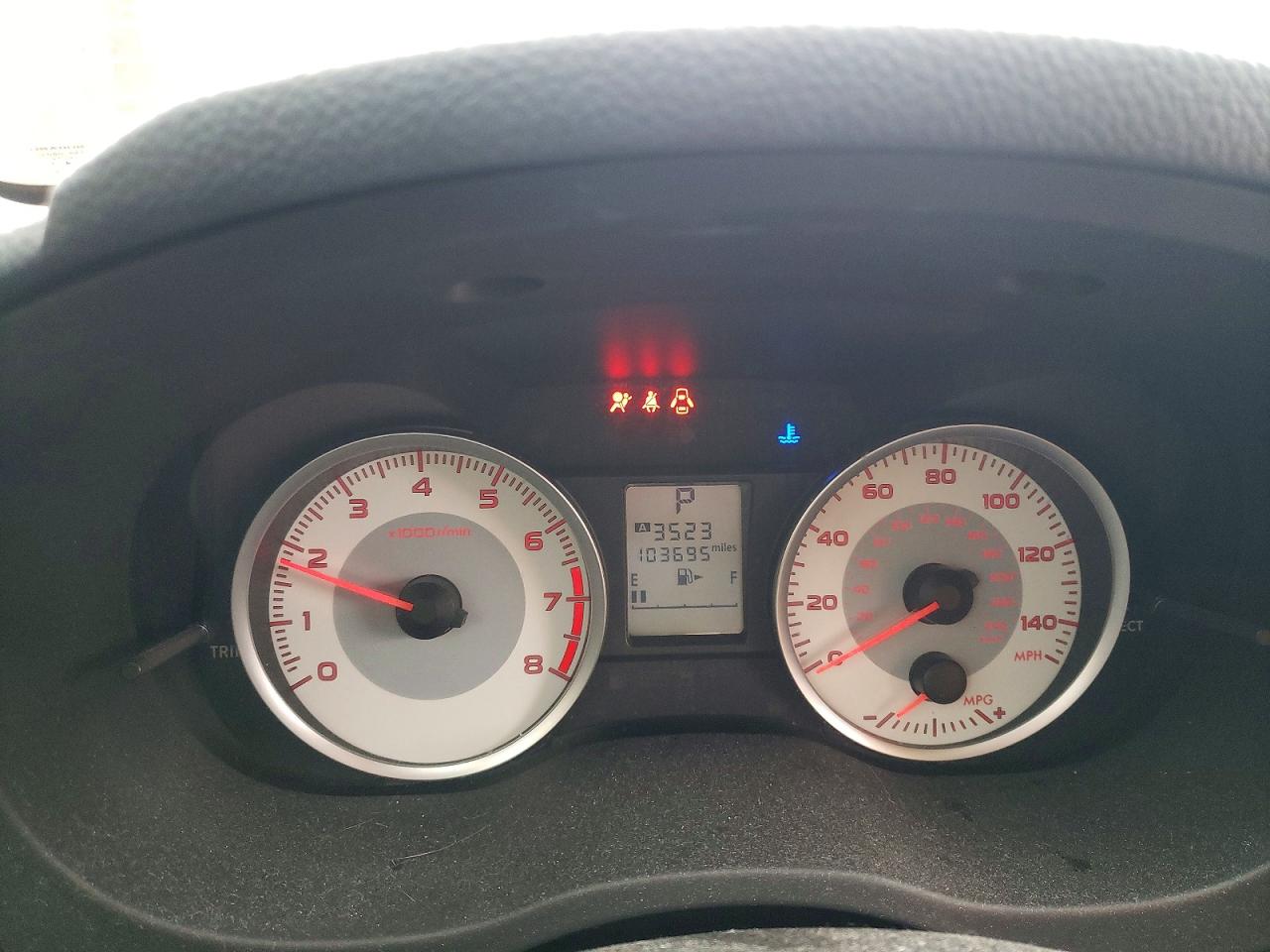 2014 SUBARU IMPREZA photo 25