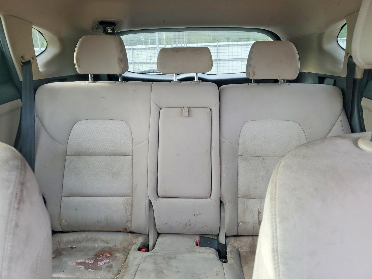 2017 HYUNDAI TUCSON SE photo 19