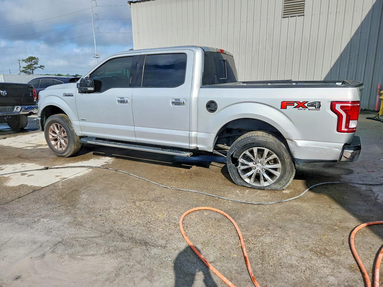 2017 FORD F150 SUPERCREW photo 3