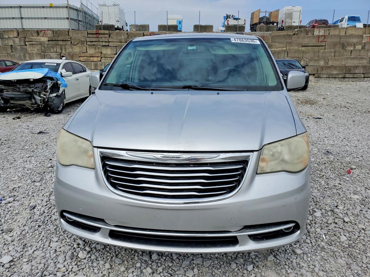 2012 CHRYSLER TOWN & COUNTRY TOURING photo 13