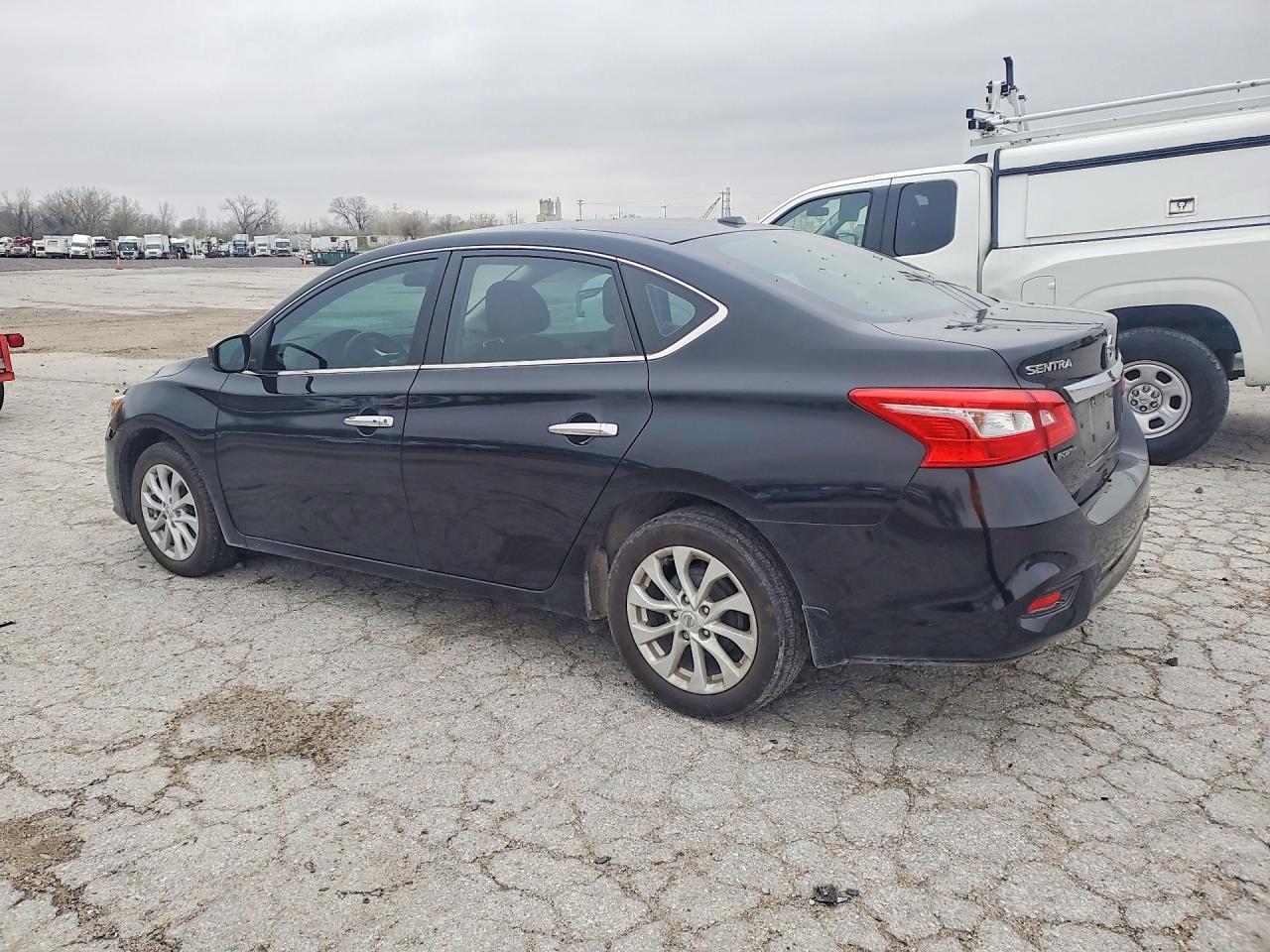 2018 NISSAN SENTRA SV photo 2