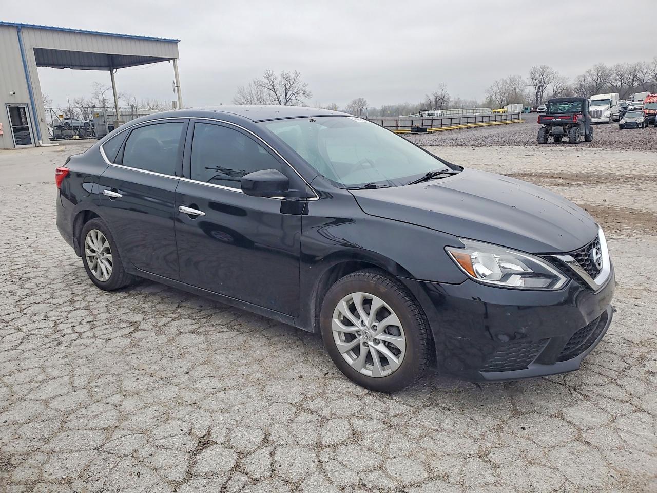 2018 NISSAN SENTRA SV photo 4