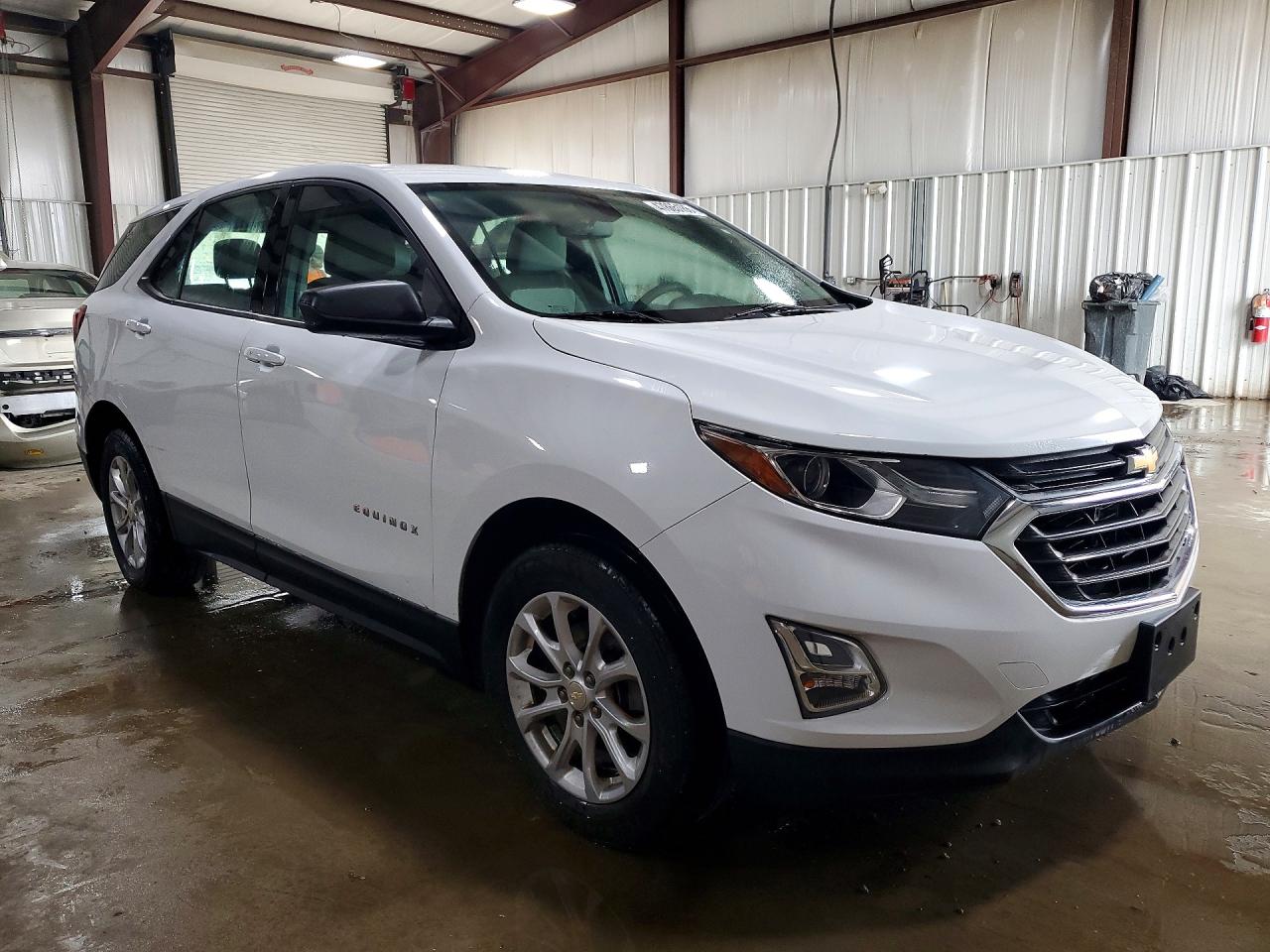 2019 CHEVROLET EQUINOX LS photo 10