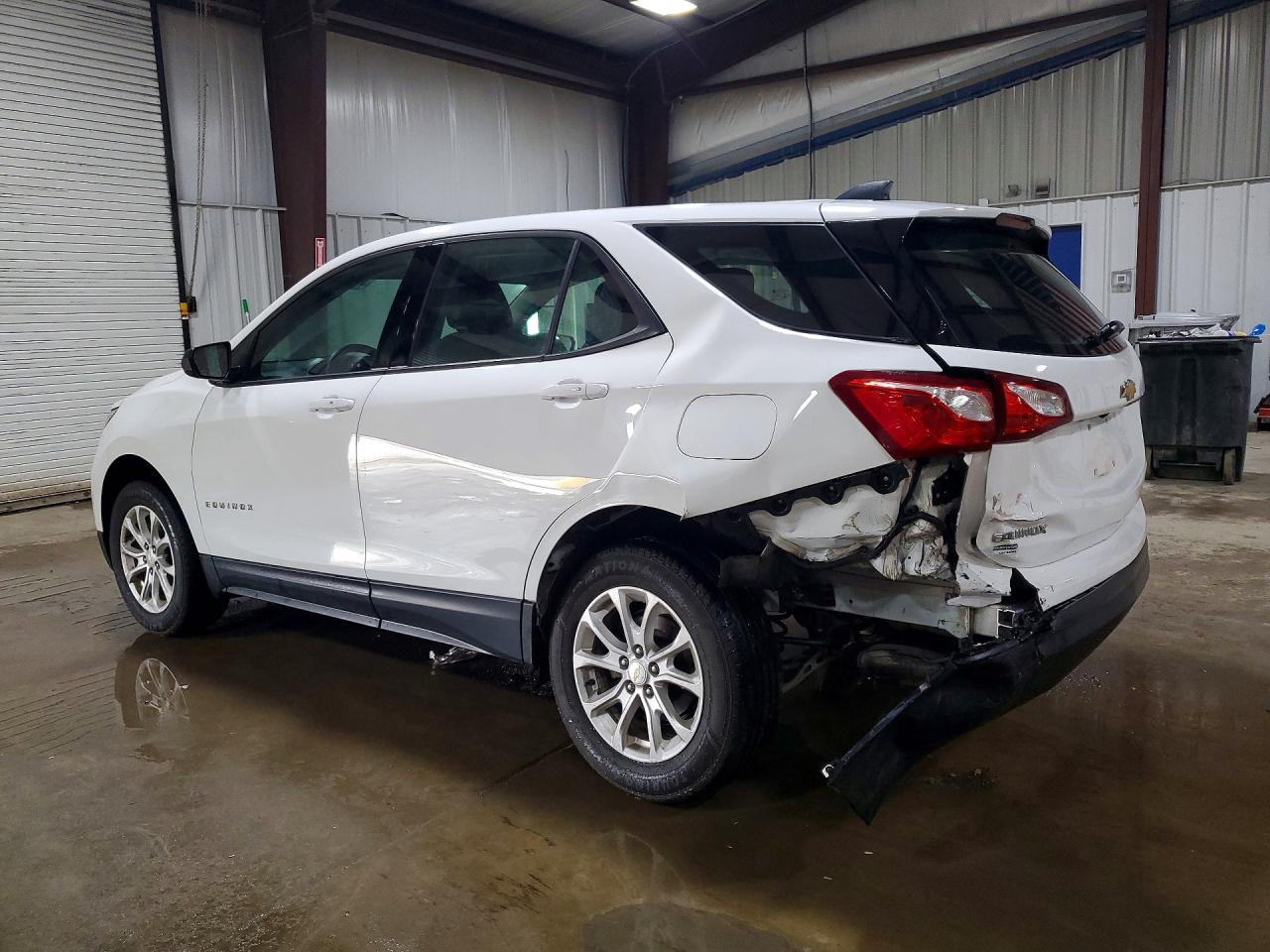 2019 CHEVROLET EQUINOX LS photo 4