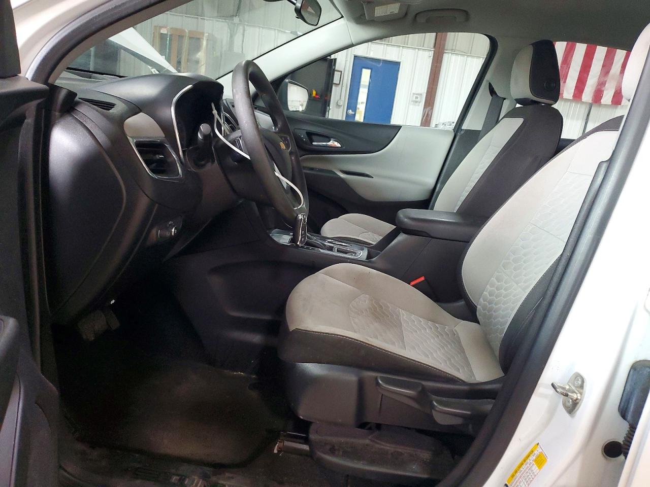 2019 CHEVROLET EQUINOX LS photo 19