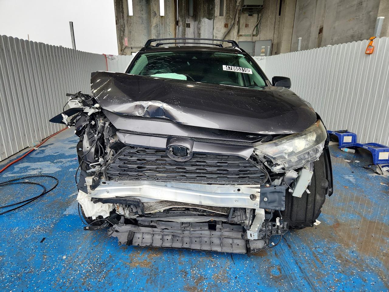 2019 TOYOTA RAV4 LE photo 9