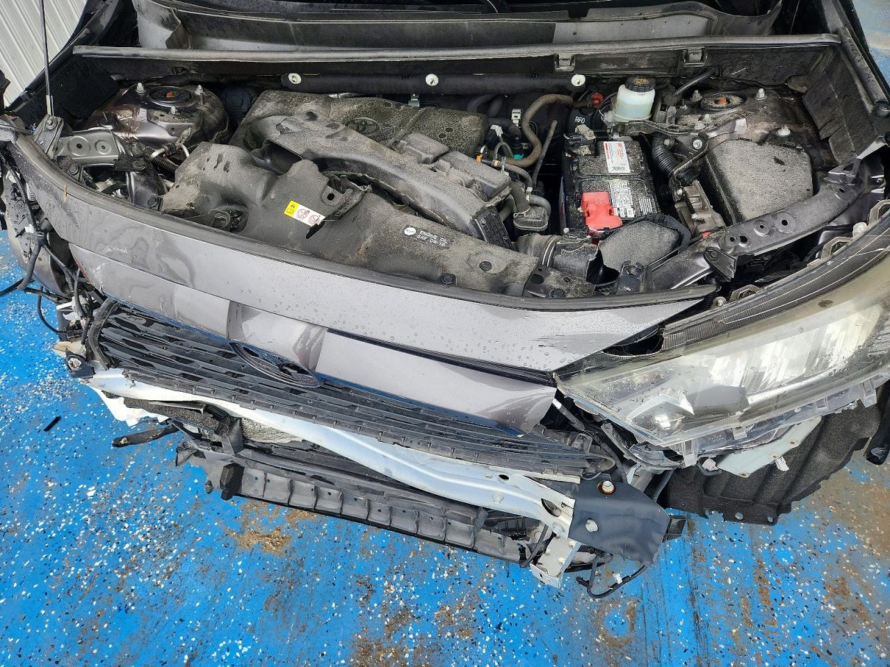 2019 TOYOTA RAV4 LE photo 23
