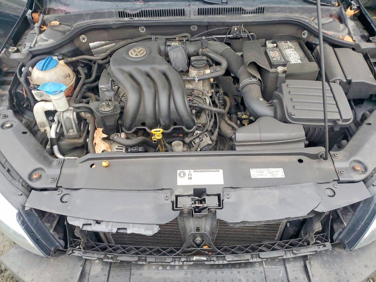 2015 VOLKSWAGEN JETTA BASE photo 31