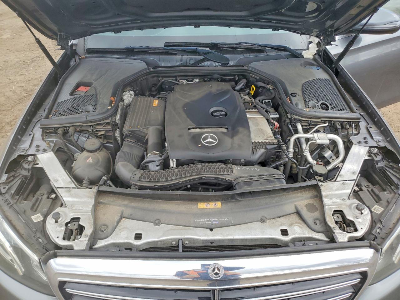 2017 MERCEDES-BENZ E 300 4MATIC photo 11