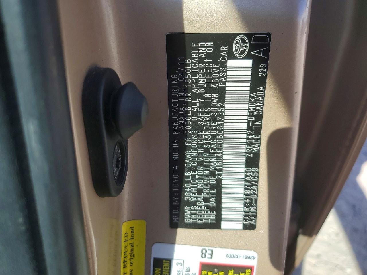 2011 TOYOTA COROLLA BASE photo 13