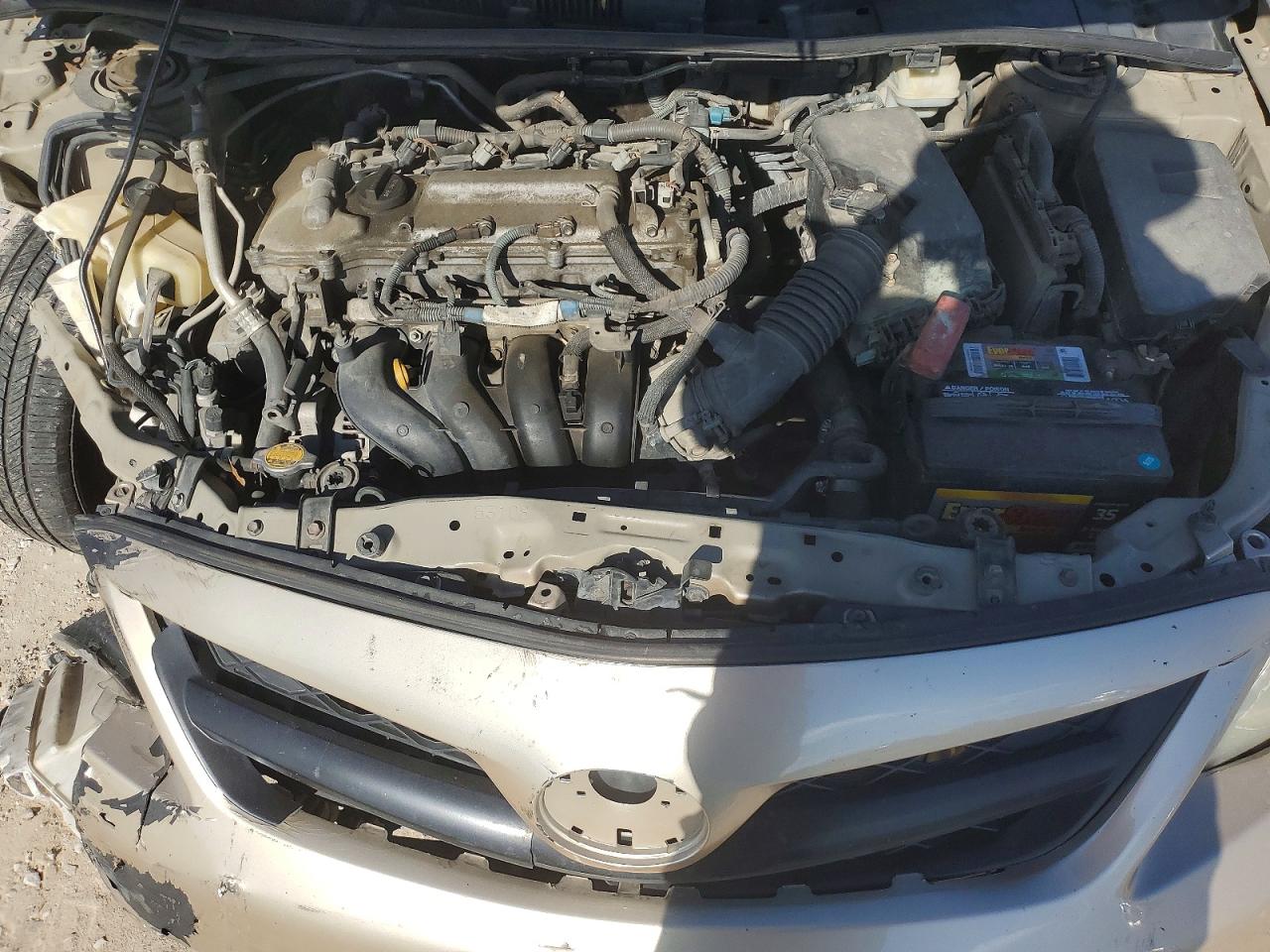 2011 TOYOTA COROLLA BASE photo 11