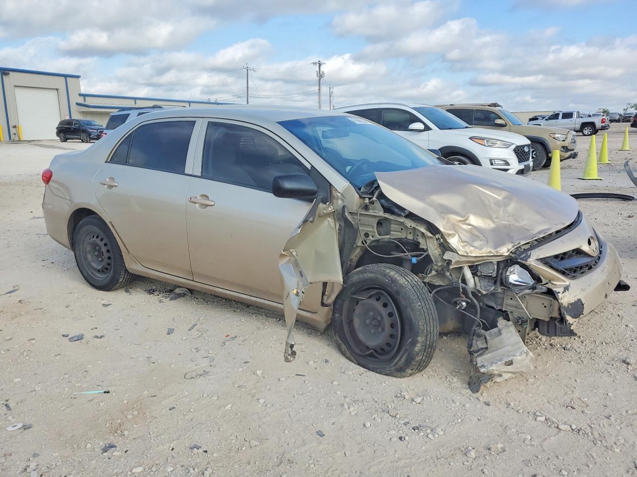 2011 TOYOTA COROLLA BASE photo 4