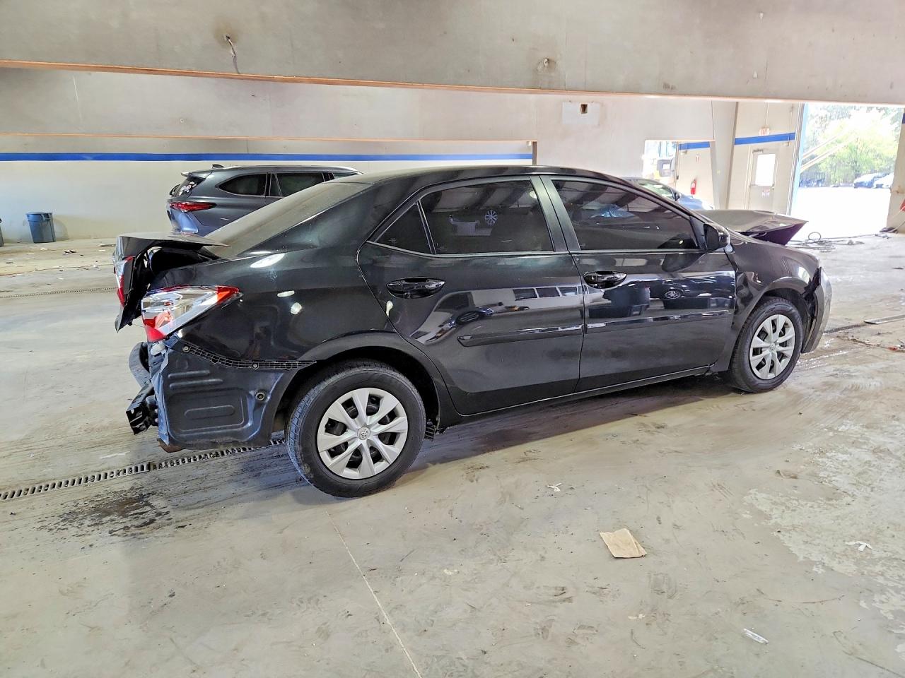 2014 TOYOTA COROLLA L photo 5