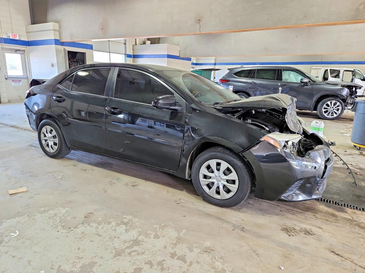 2014 TOYOTA COROLLA L photo 7