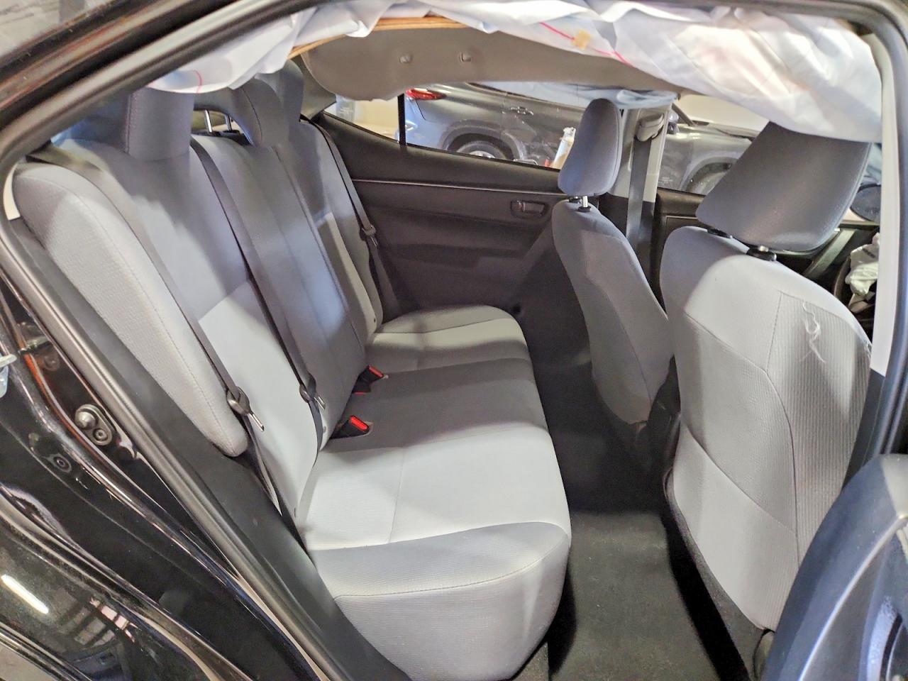 2014 TOYOTA COROLLA L photo 19