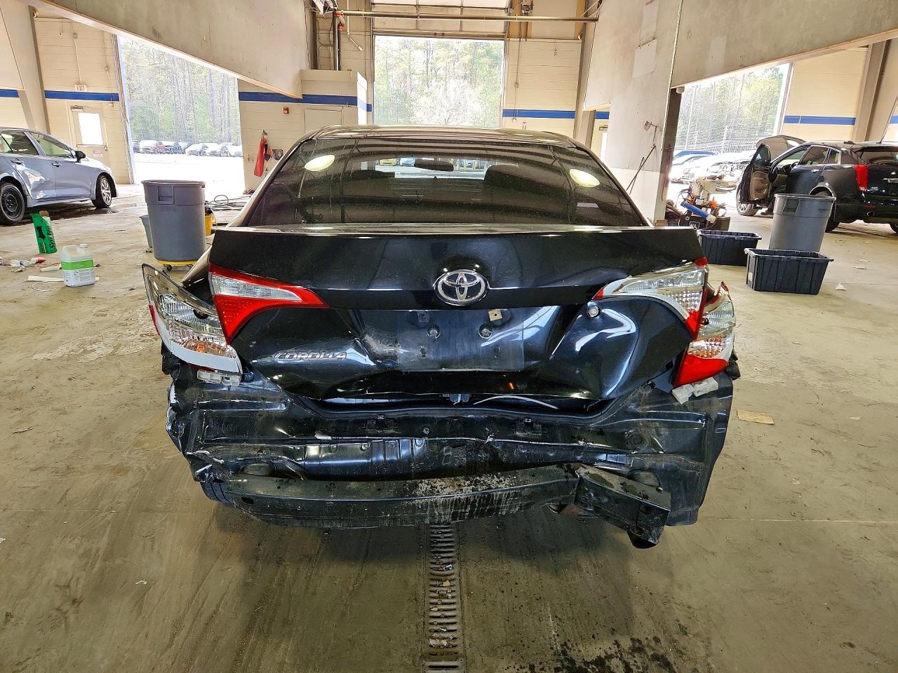 2014 TOYOTA COROLLA L photo 11