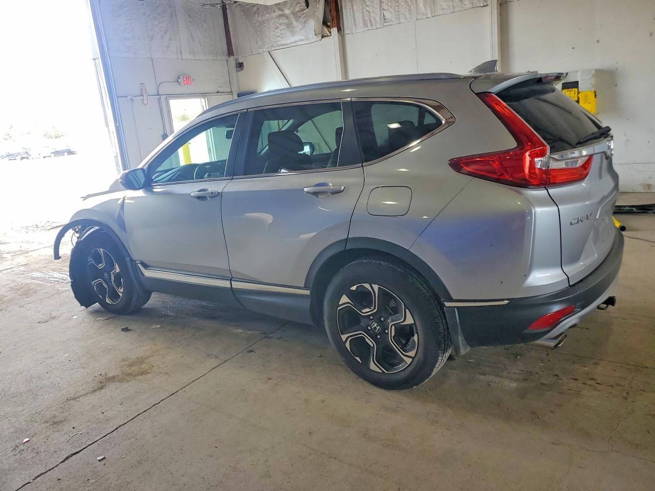 2018 HONDA CR-V TOURING photo 3