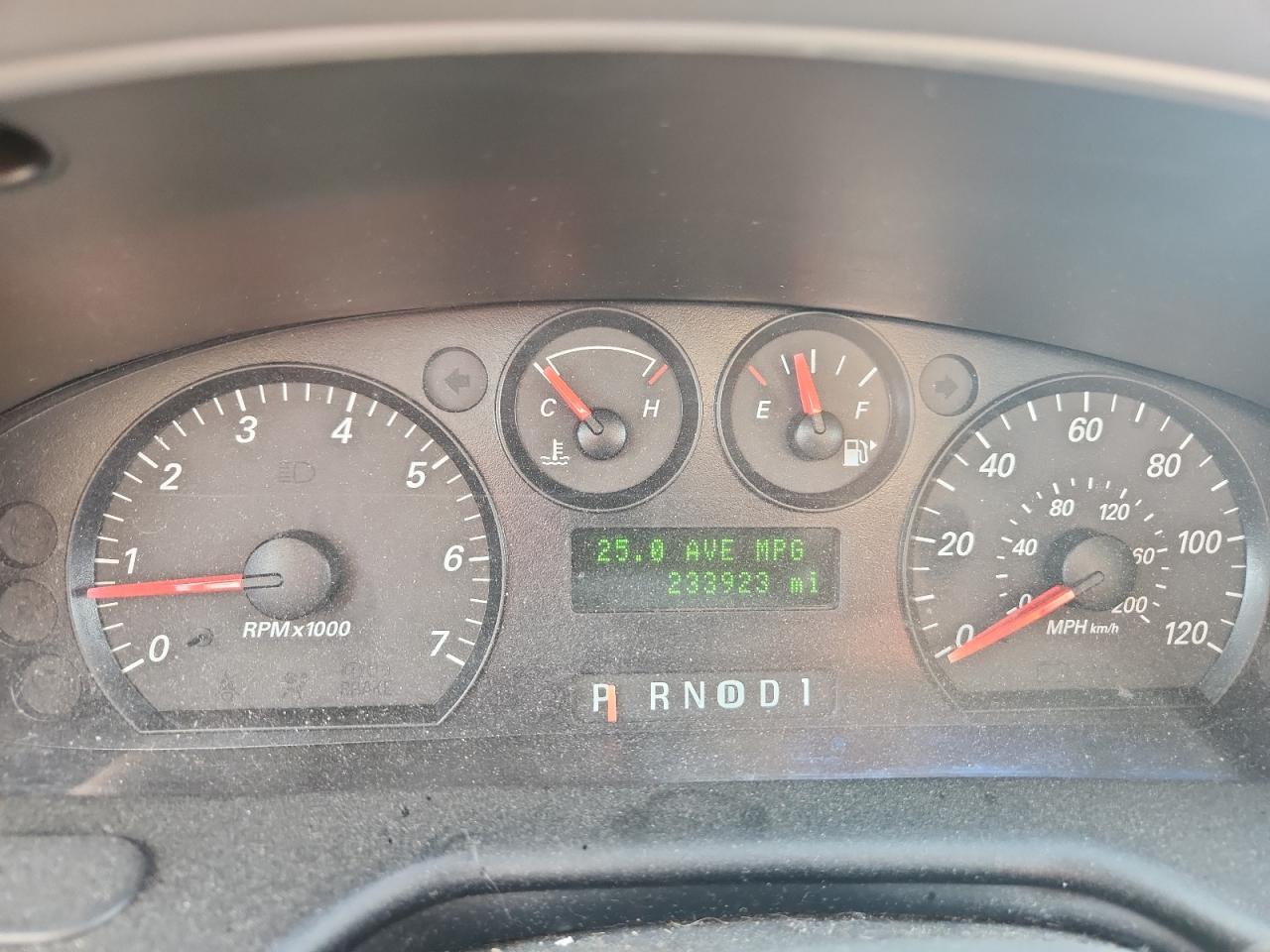 2006 FORD TAURUS SE photo 9