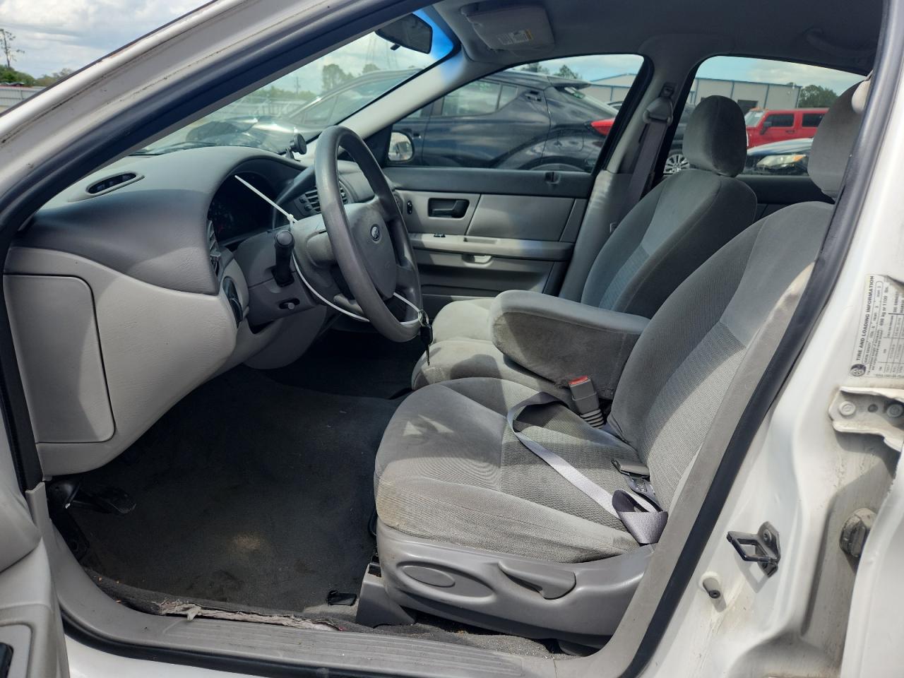 2006 FORD TAURUS SE photo 7