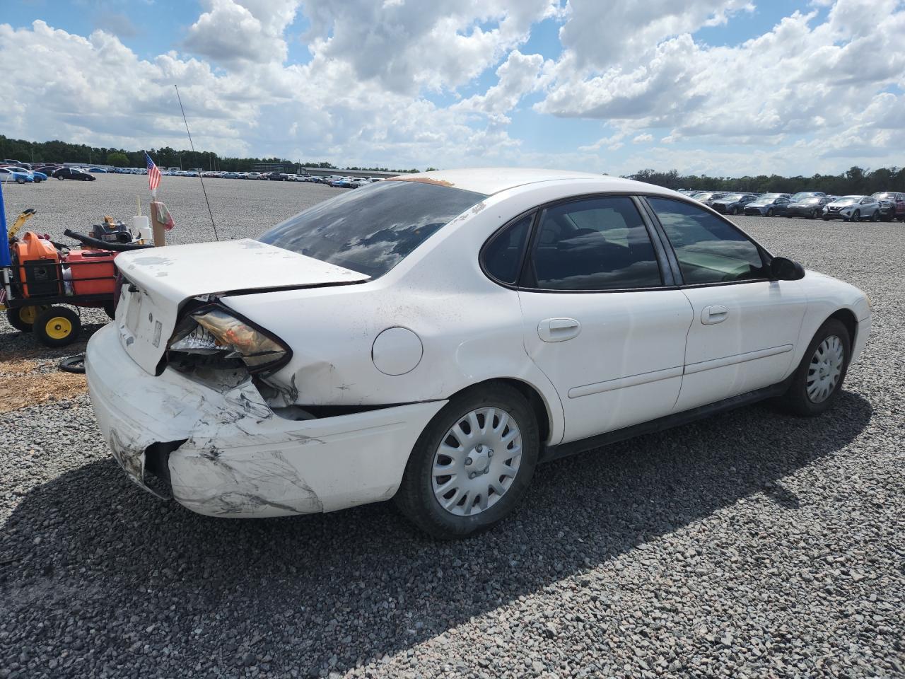 2006 FORD TAURUS SE photo 3