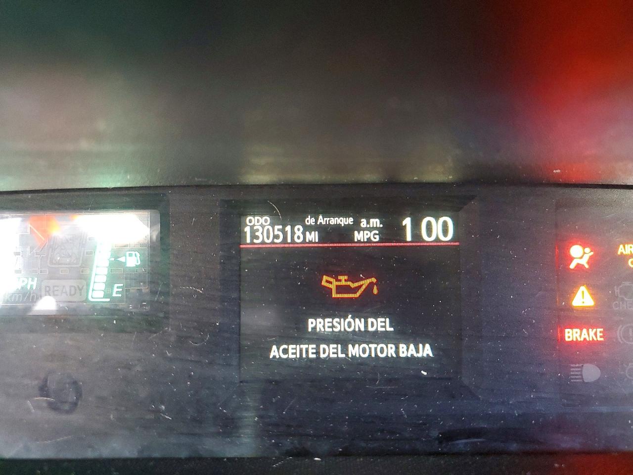 2013 TOYOTA PRIUS C FOUR photo 17