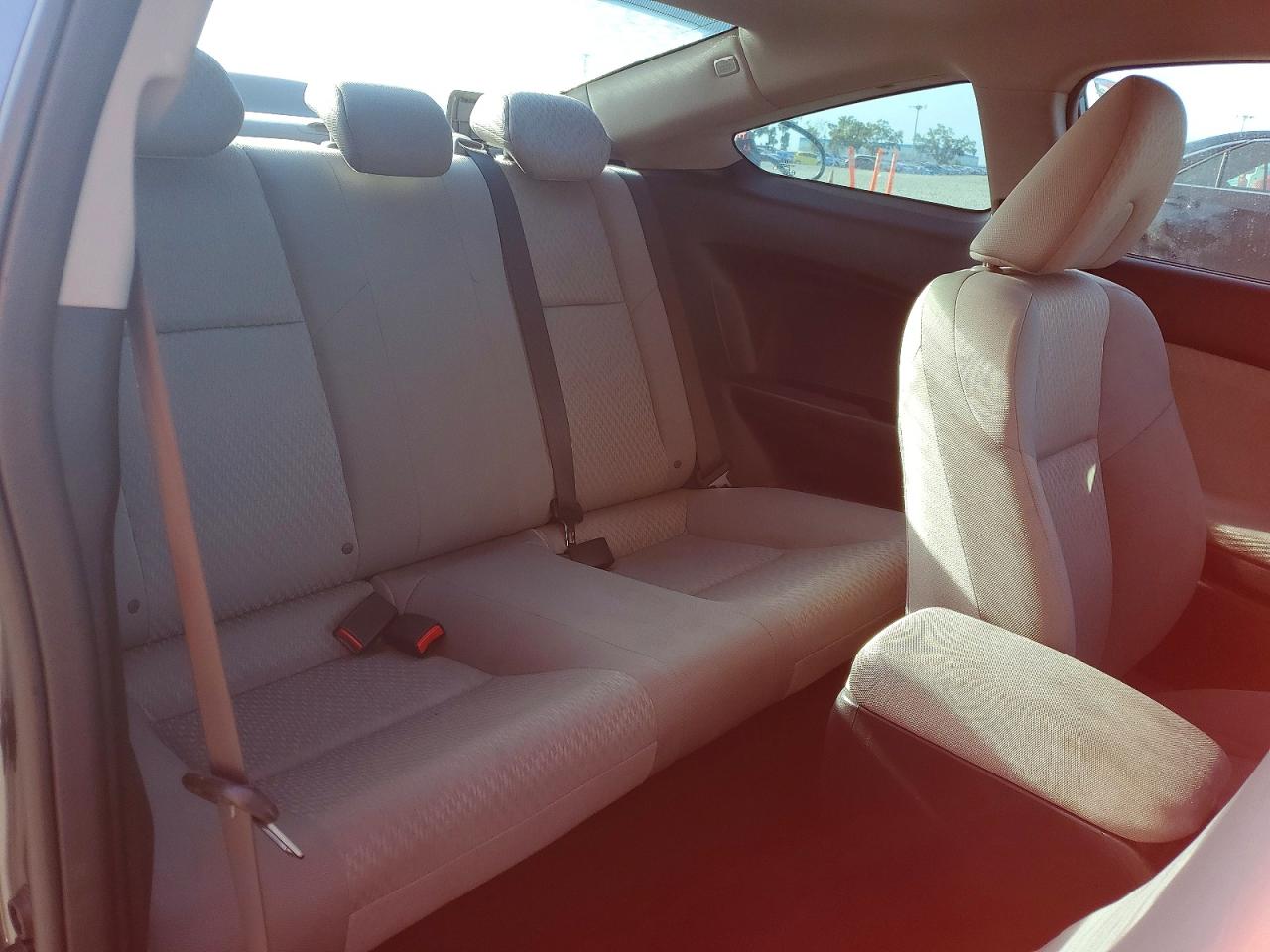 2015 HONDA CIVIC LX photo 19
