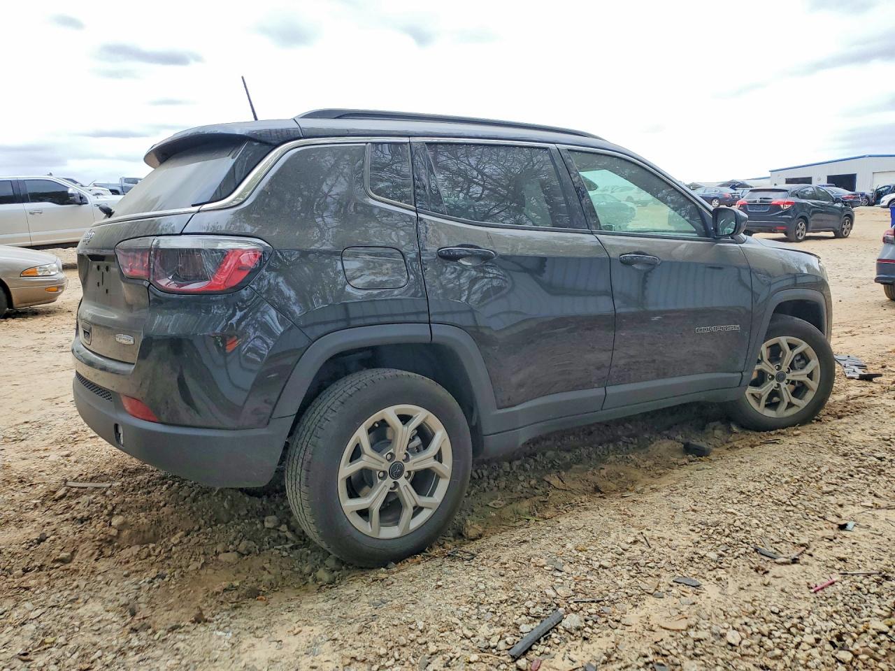 2025 JEEP COMPASS LATITUDE photo 7