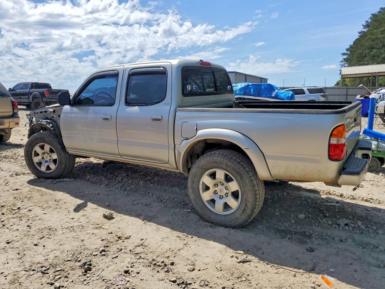 2001 TOYOTA TACOMA V6 photo 2
