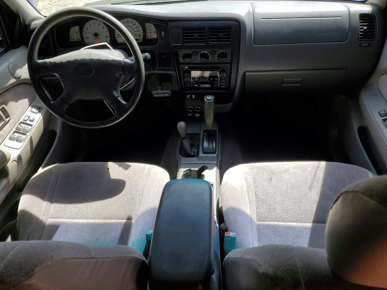 2001 TOYOTA TACOMA V6 photo 8