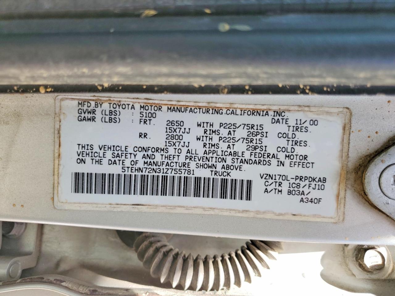 2001 TOYOTA TACOMA V6 photo 13