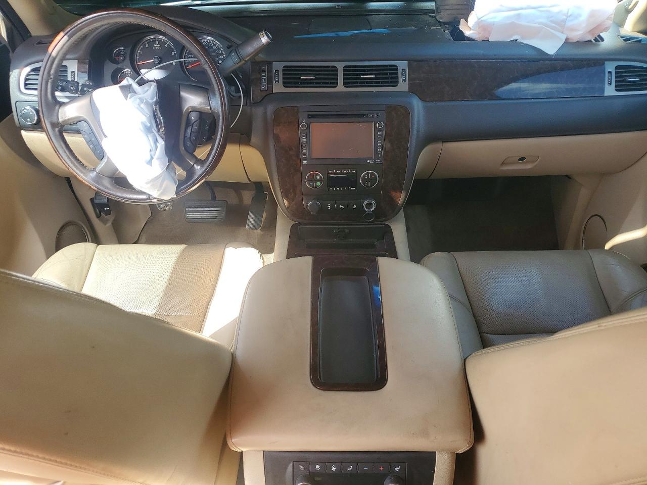 2013 GMC YUKON XL DENALI photo 15