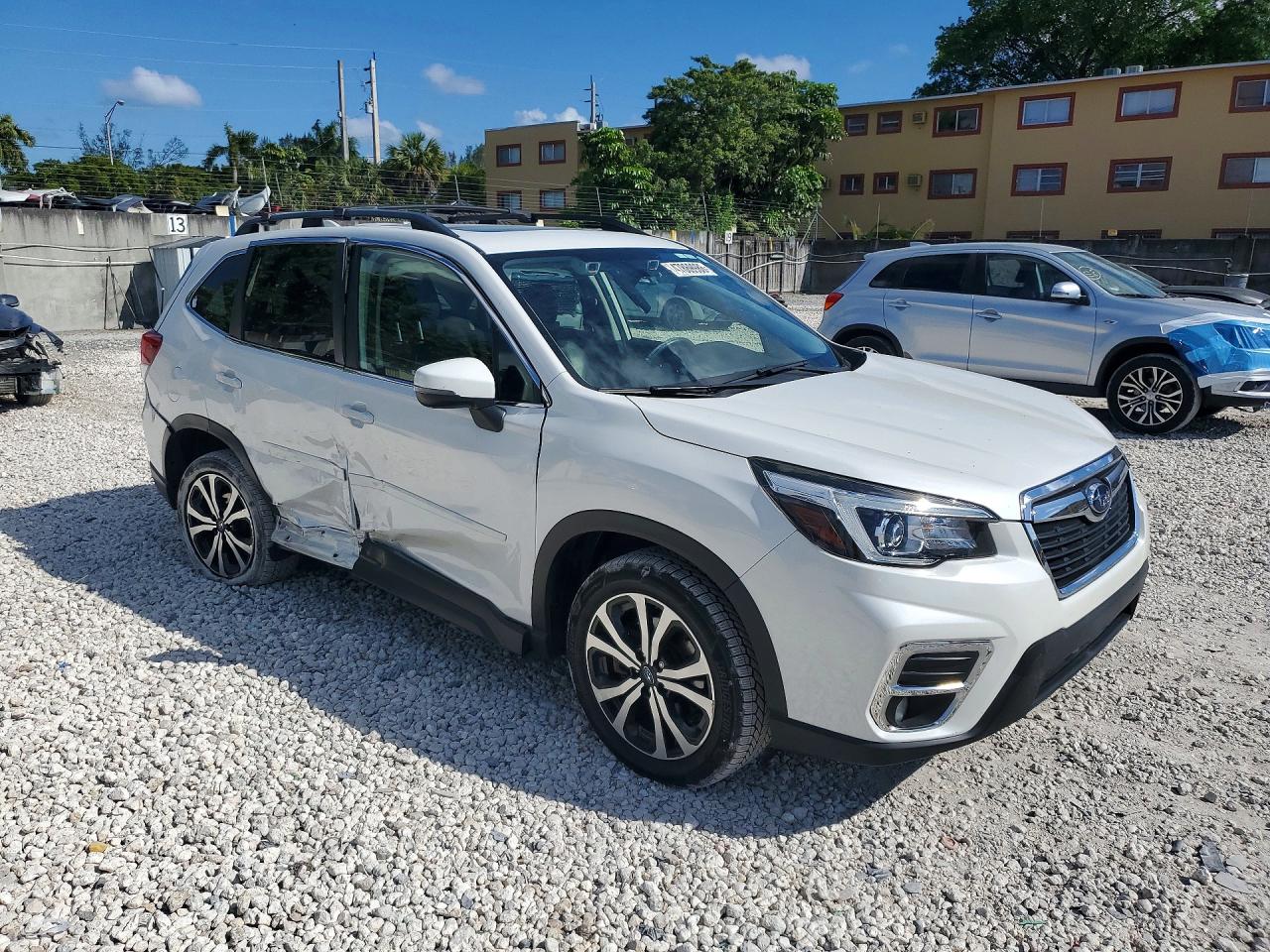 2019 SUBARU FORESTER LIMITED photo 4