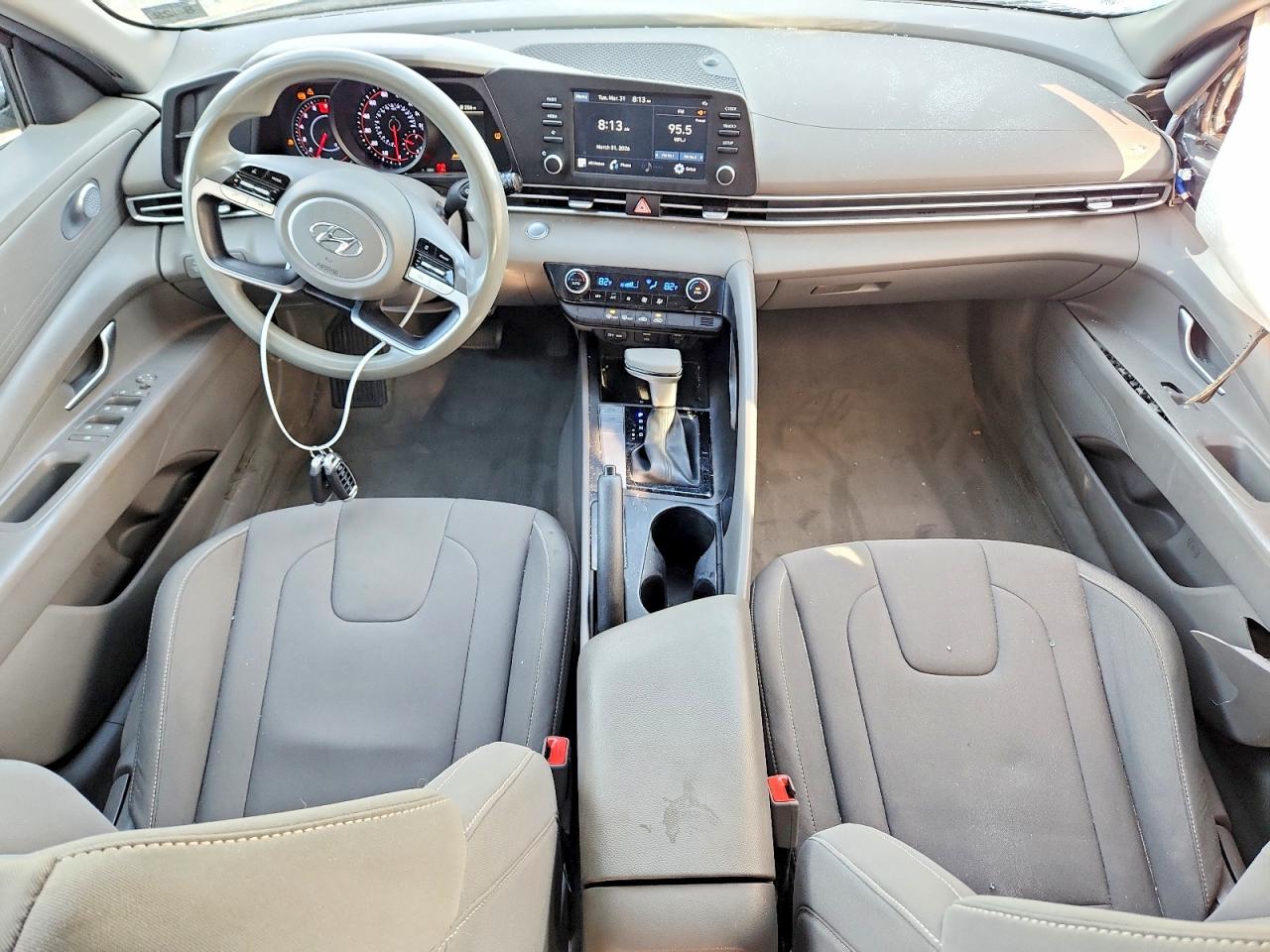 2023 HYUNDAI ELANTRA SEL photo 22