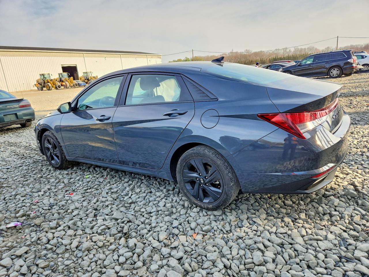 2023 HYUNDAI ELANTRA SEL photo 4