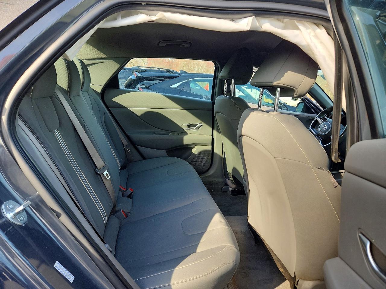 2023 HYUNDAI ELANTRA SEL photo 28