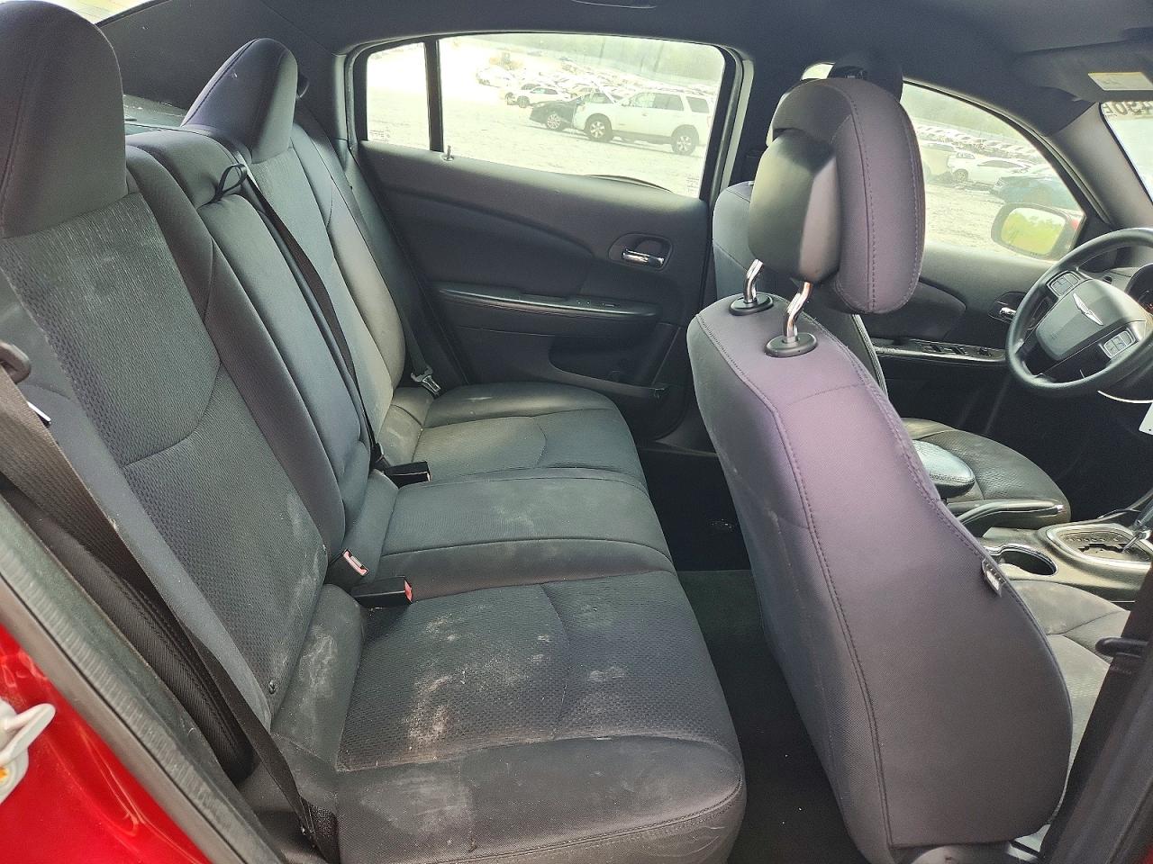 2013 CHRYSLER 200 LX photo 19