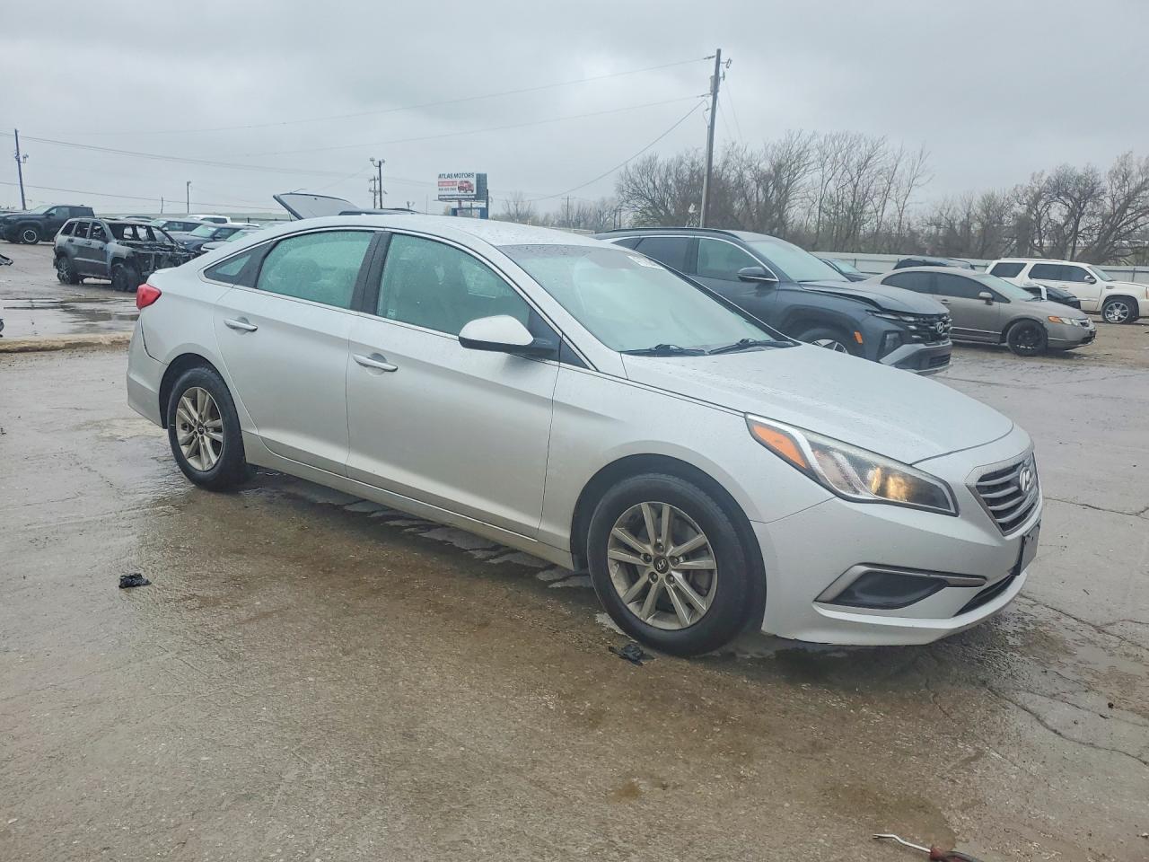 2017 HYUNDAI SONATA photo 4