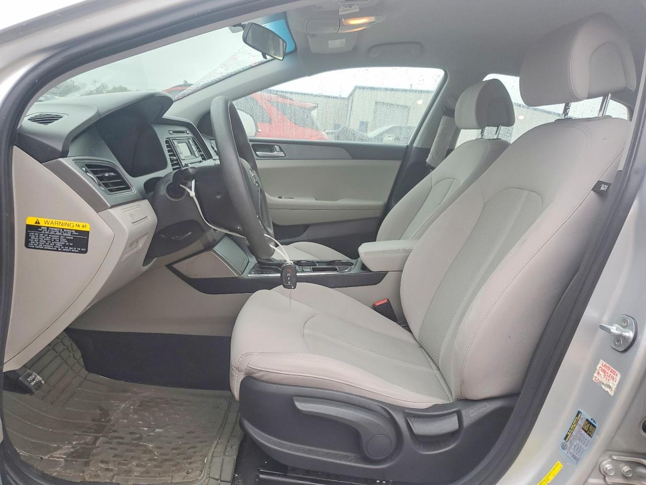 2017 HYUNDAI SONATA photo 7