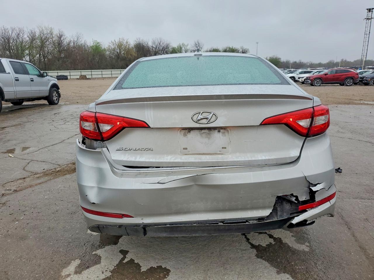 2017 HYUNDAI SONATA photo 6
