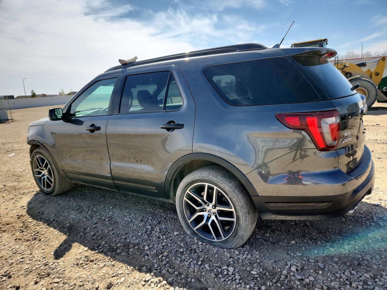 2018 FORD EXPLORER SPORT photo 2