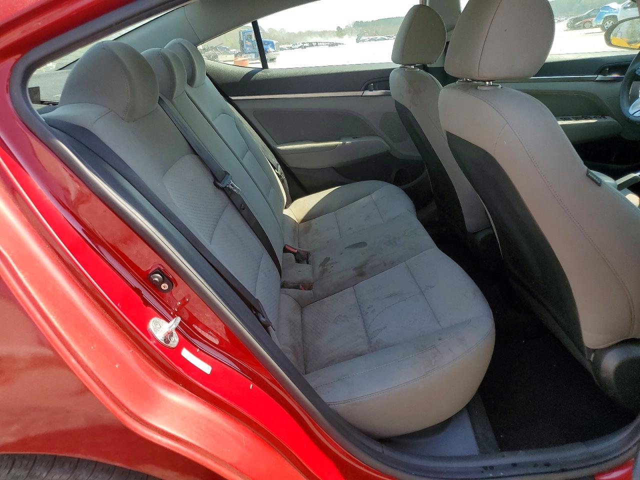2020 HYUNDAI ELANTRA SEL photo 25